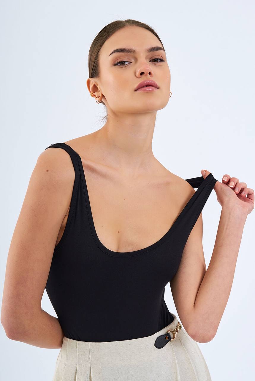 Essential Scoop-Back Bodysuit