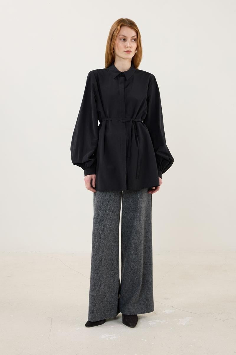 Black Shirt with Detachable Balloon Sleeves