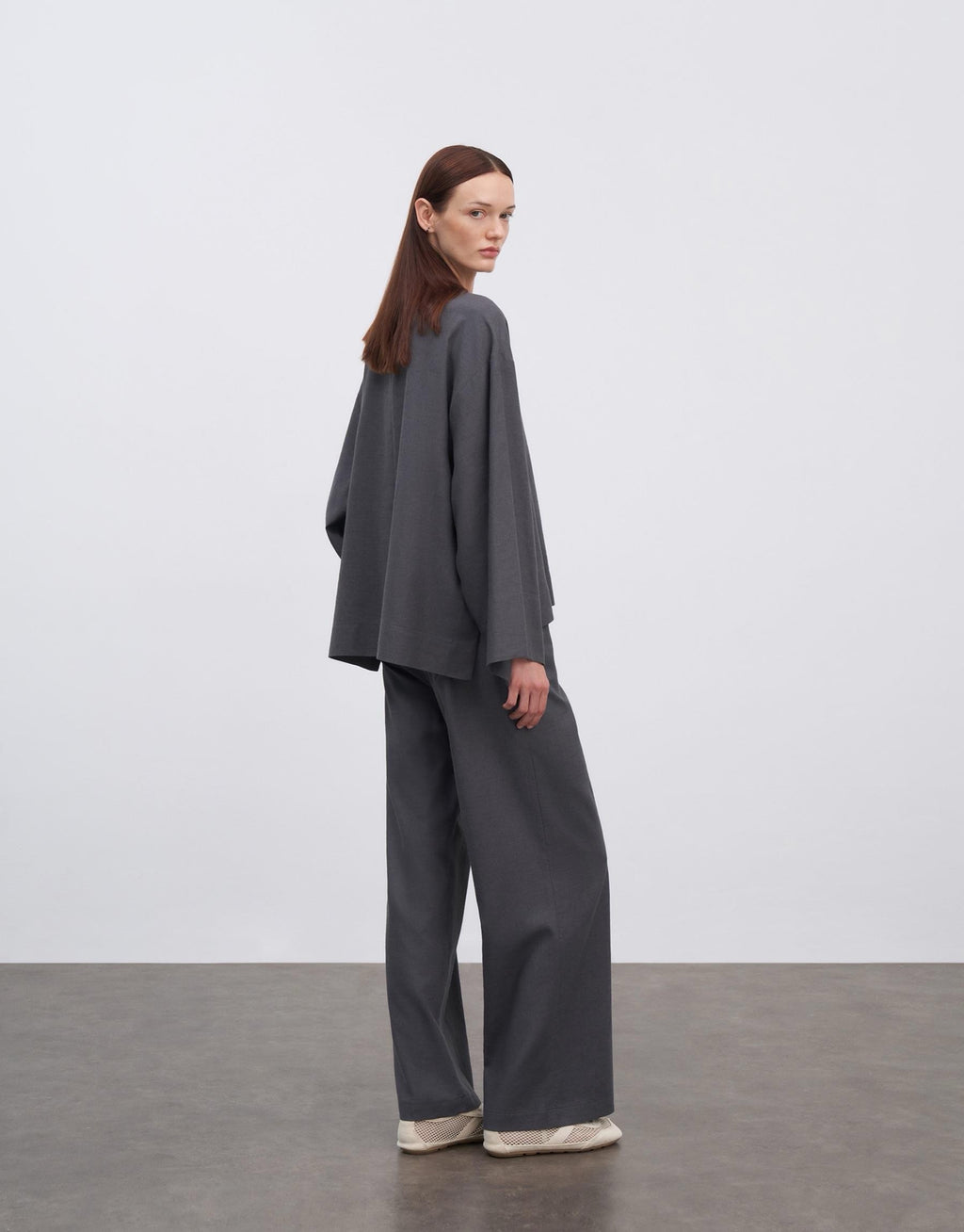 Kkdesign Linen Basic Blouse Anthracite Color